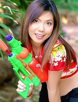 free asian gallery Ying Charintip cools off on...